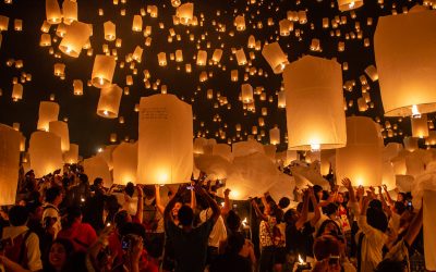 Images and Video of the Yee Peng Paper Lantern Festival in Thailand