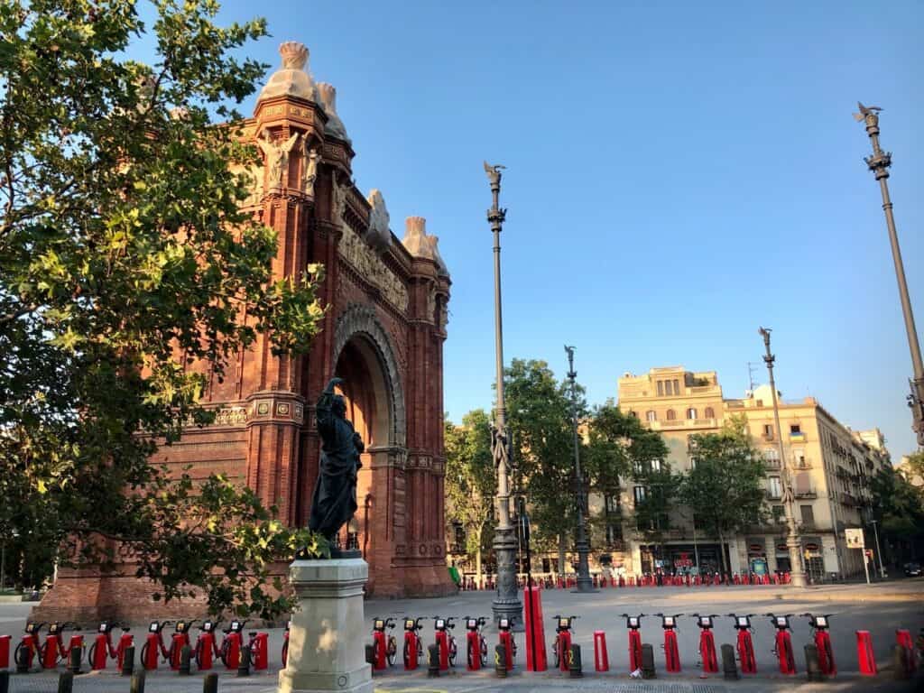 The Arc de Triompf in Barcelona taken through a bus window