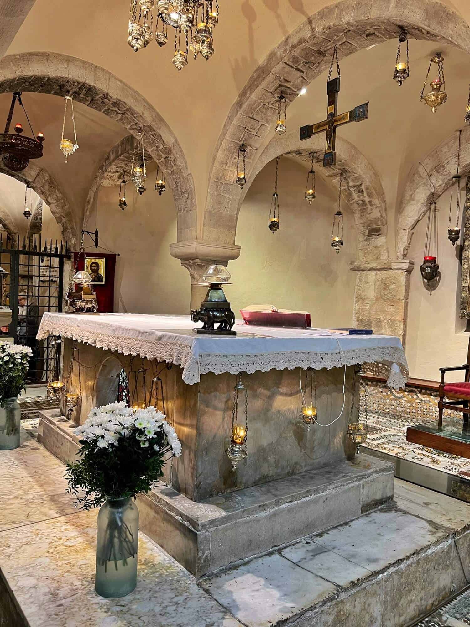 The crypt containing stolen relics of saint Nicolas 