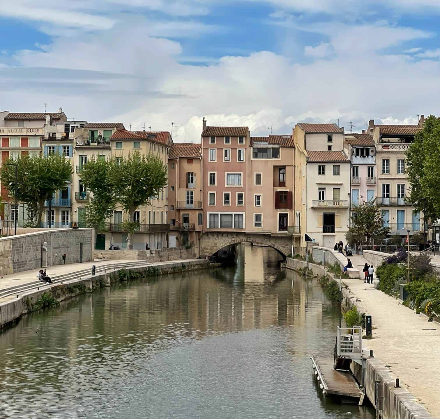 Houses overlooking the canal in Narbonne