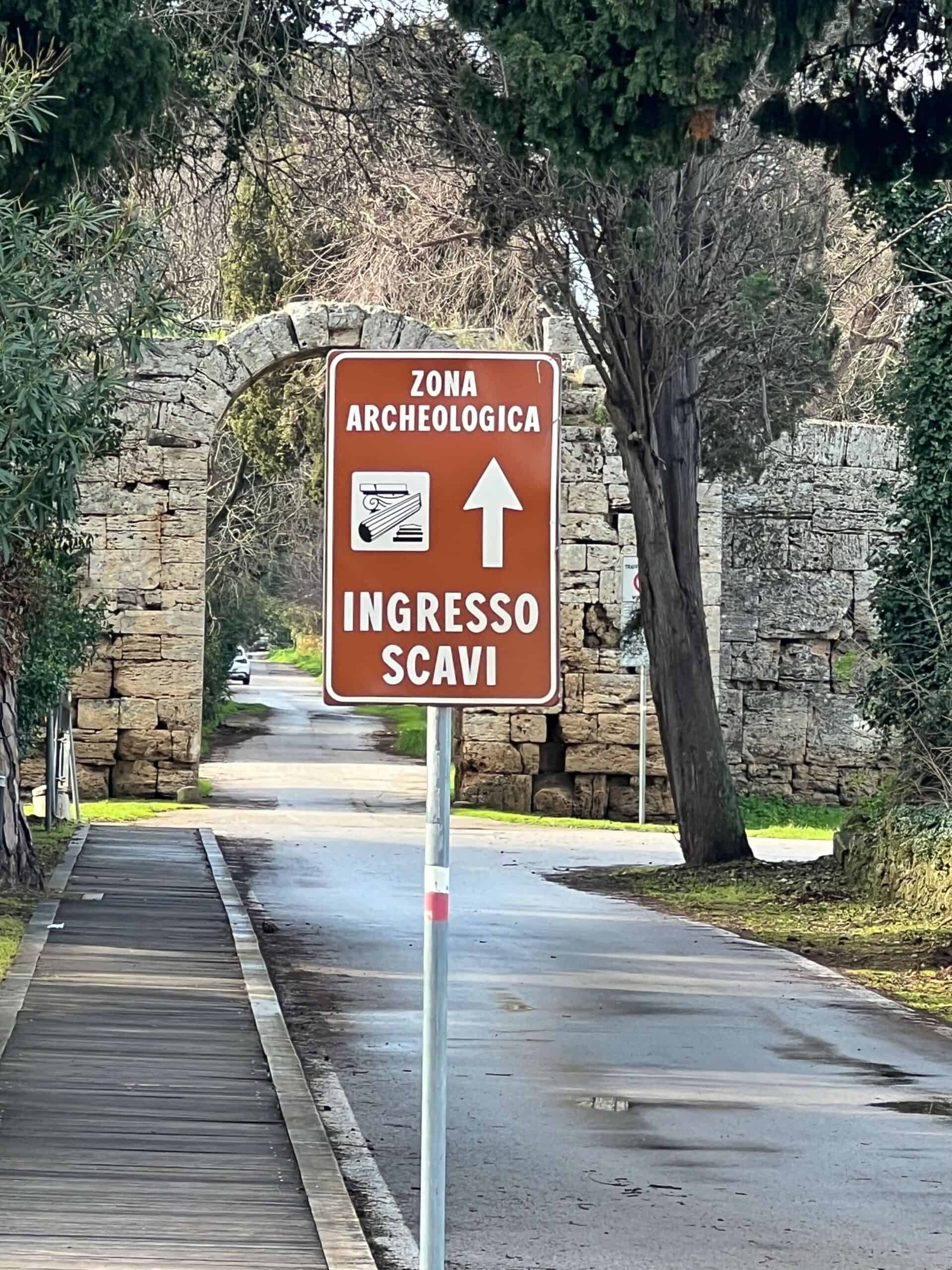 The sign to Paestum Archealogical Park