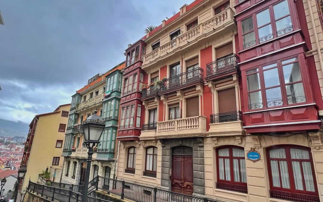 One Day in Bilbao: Exploring the Old Town and Visiting the Guggenheim